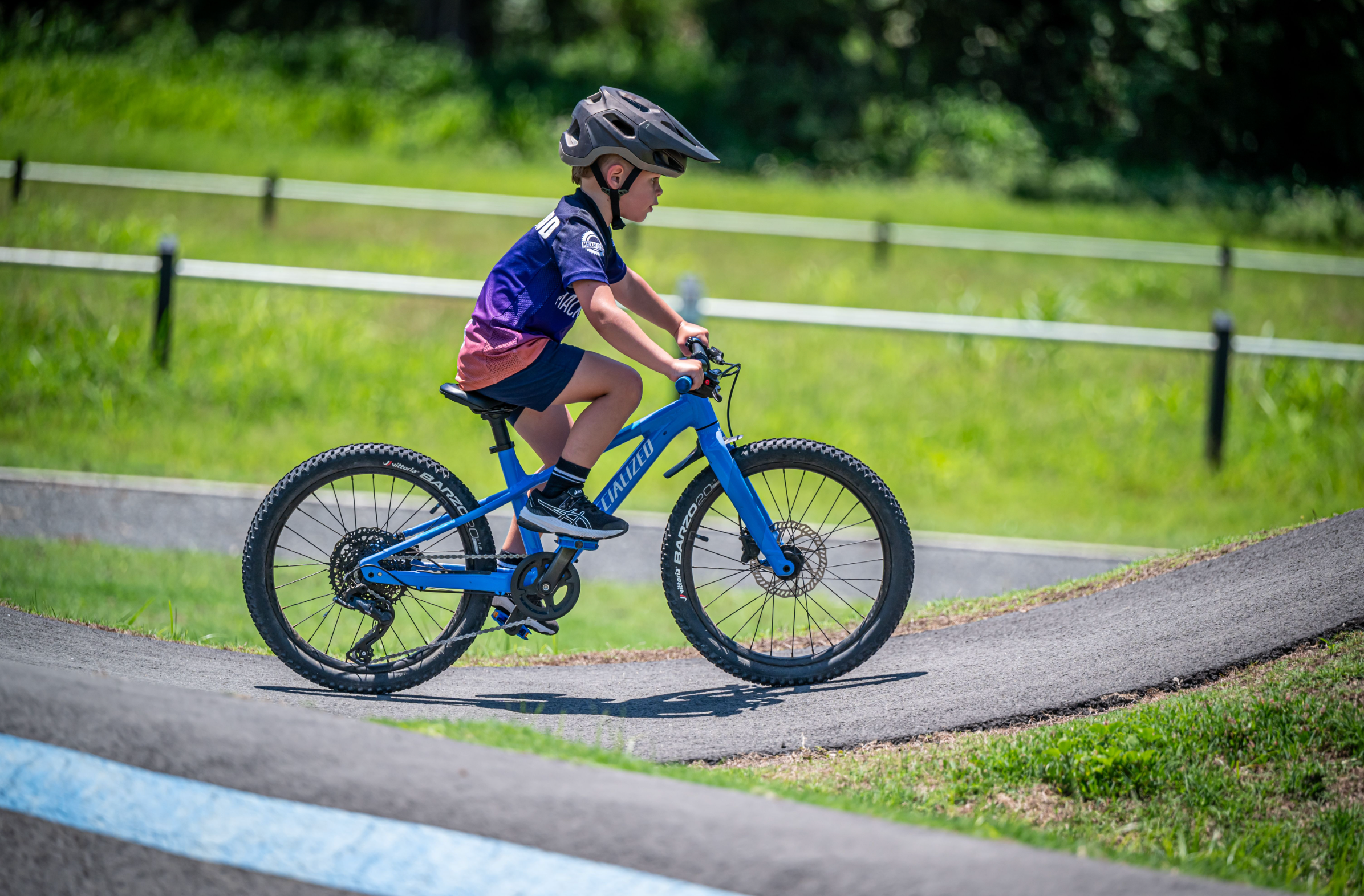 Specialized Riprock 20 Mountain Kids Bikes Finch Hatton