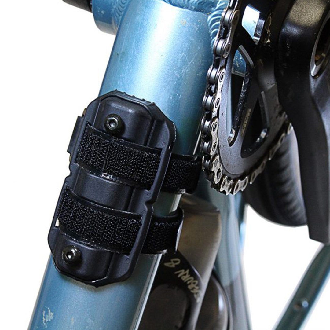 DAWN TO DUSK BOTTLE CAGE BEAR HUG MOUNT V2 - Mackay Cycles - [product_SKU] - Dawn to Dusk