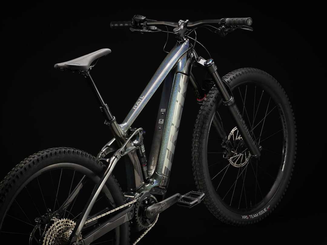 Rail 7 Gen 3 Dark Prismatic - Mackay Cycles - [product_SKU] - TREK