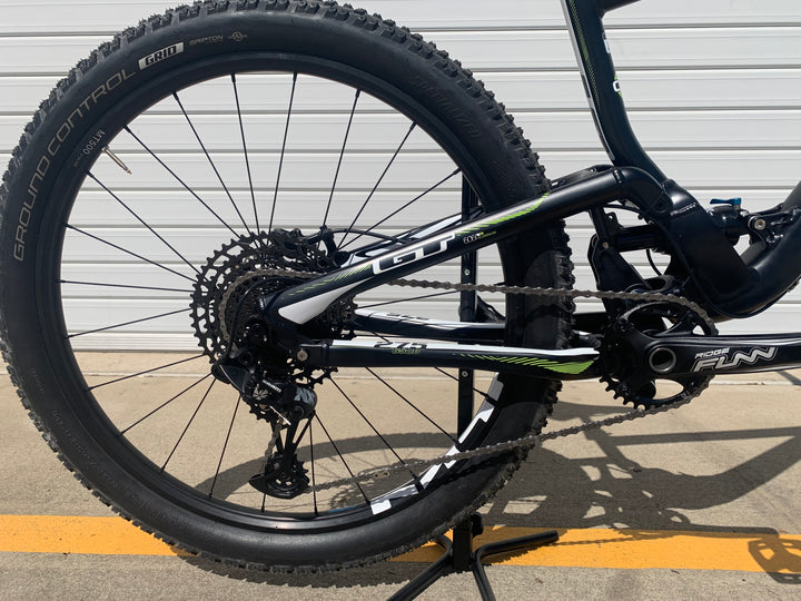 Helion 27.5 Dual Suspension MAT/BLK - Mackay Cycles - [product_SKU] - GT